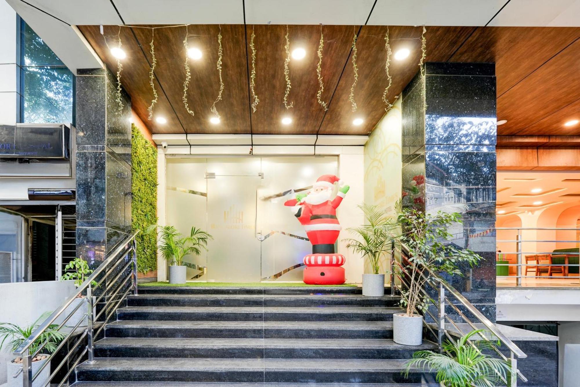 Super Townhouse Oak Aecs Formerly Bangalore Times Luaran gambar