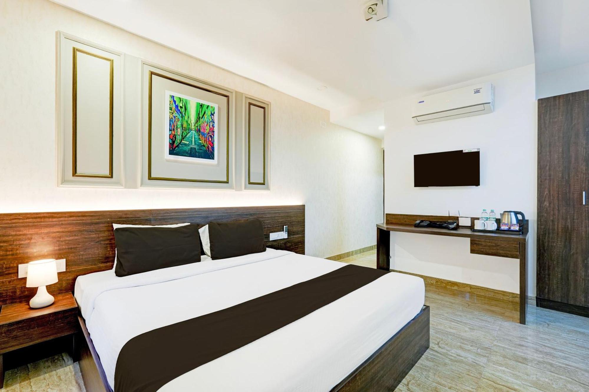 Super Townhouse Oak Aecs Formerly Bangalore Times Luaran gambar