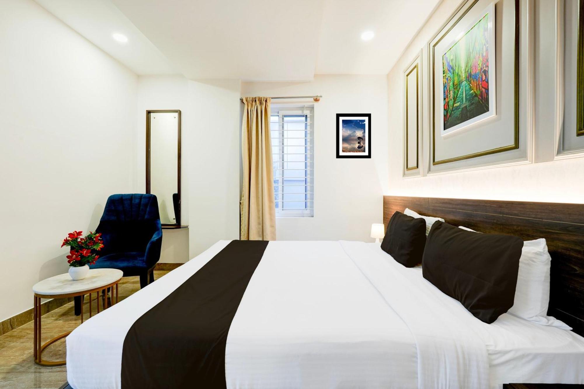 Super Townhouse Oak Aecs Formerly Bangalore Times Luaran gambar